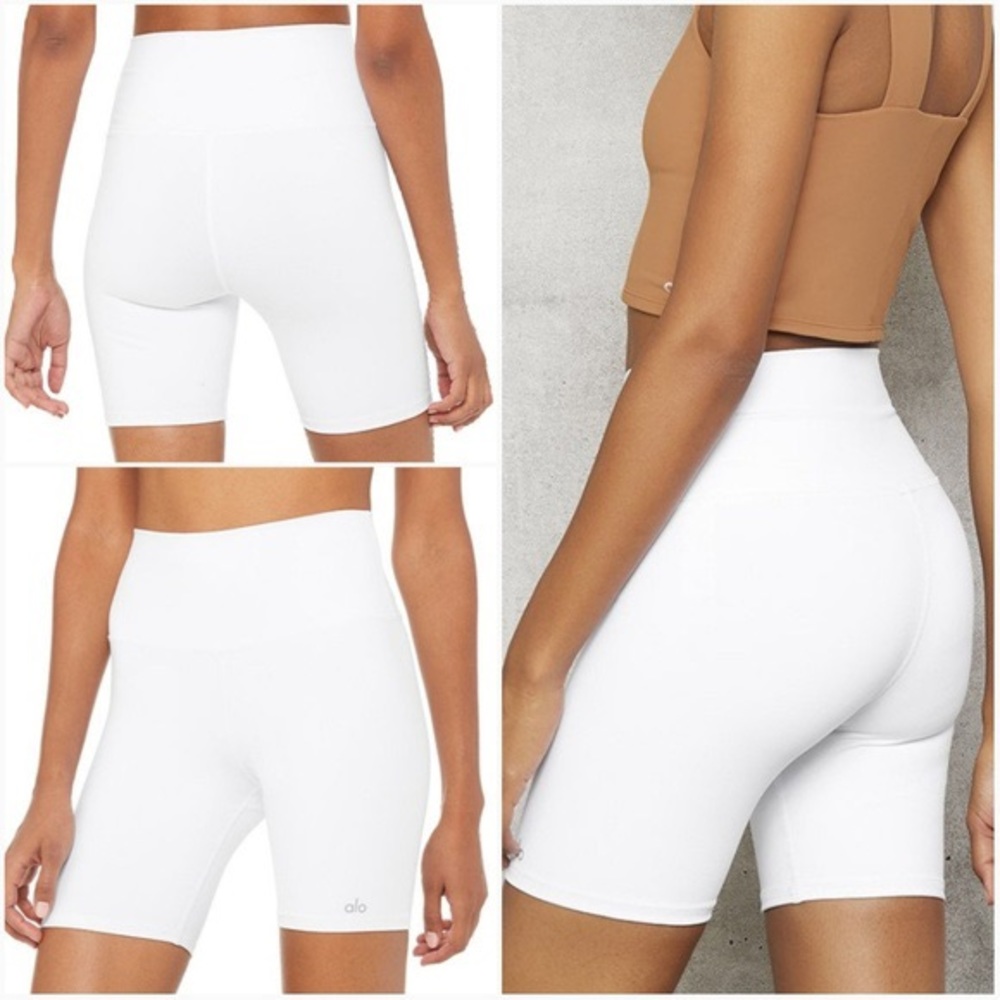 Alo yoga shorts - Picture 2 of 16